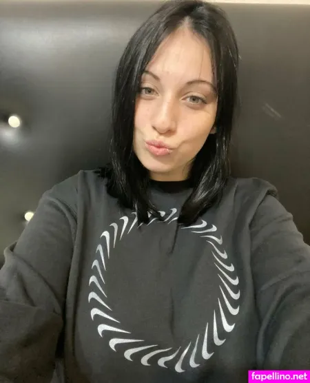 Camiliacamomile OnlyFans Thumbnail #v5hdA7jMIt