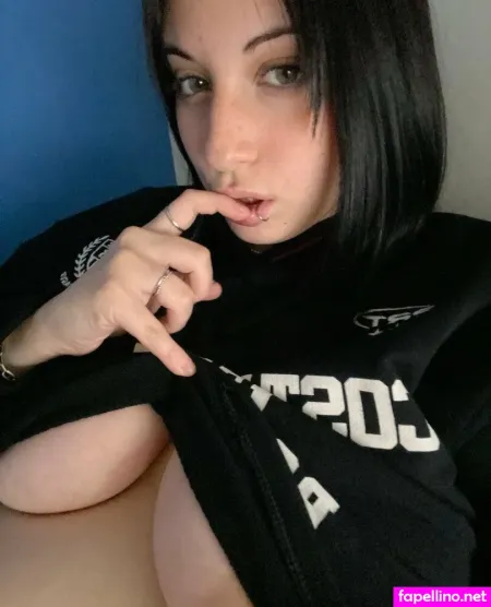 Camiliacamomile OnlyFans Thumbnail #x1fFWTj42s