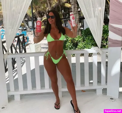 Camilla Ainsworth 5 OnlyFans Thumbnail #WKN8kmEVru