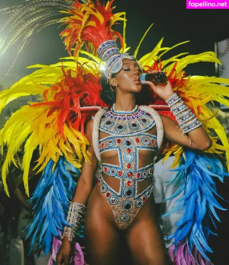 Camilla De Lucas OnlyFans Thumbnail #Q1cI4REMCx