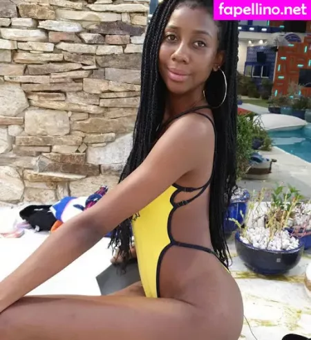Camilla De Lucas OnlyFans Thumbnail #YaLfQmmP8l