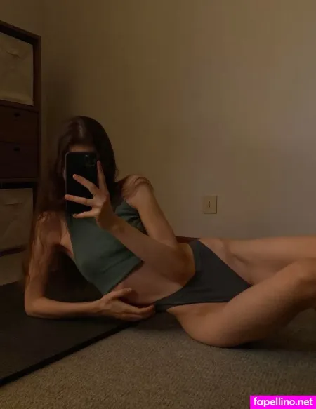 Camilla Ferrara OnlyFans Thumbnail #P43VJrj4nn