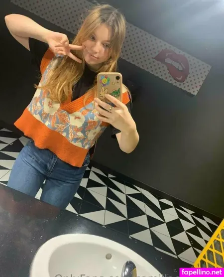Camillacammyy OnlyFans Thumbnail #q02bYMnTsQ