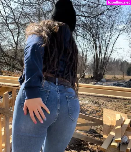 Camillaisbored OnlyFans Thumbnail #F37LqQNhKg