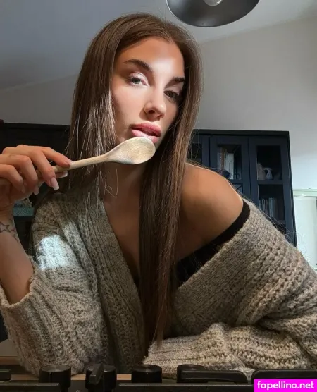 Camillaposh OnlyFans Thumbnail #AJgS9aaM03