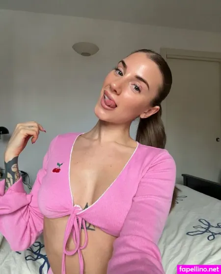 Camillaposh OnlyFans Thumbnail #E2mdKqZUlR