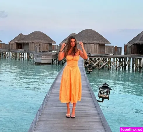 Camille Aubery OnlyFans Thumbnail #z33xijJvwn