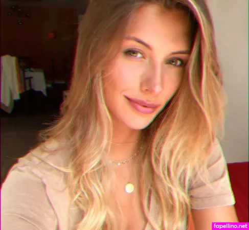 Camille Cerf OnlyFans Thumbnail #r5rhgQkuO1