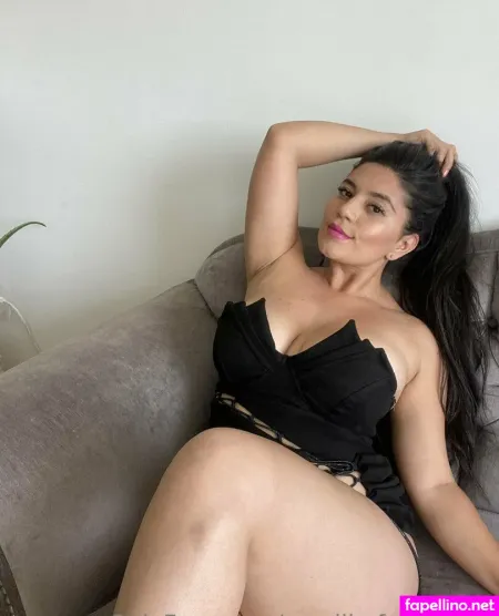 Camille Fernandez OnlyFans Thumbnail #mzl5ReiUZ1