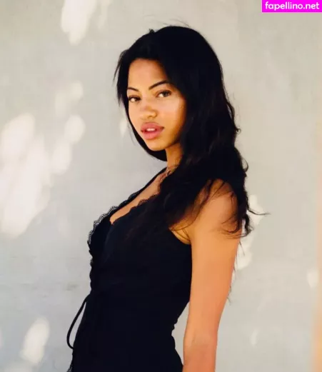 Camille Hyde OnlyFans Thumbnail #uLW4M4p4kl
