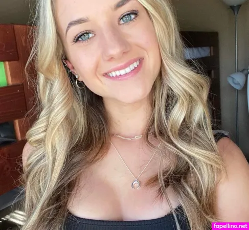 Camille Krzyston OnlyFans Thumbnail #ZbRqUlSMqz