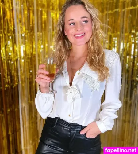 Camille Lv Main Profile Photo