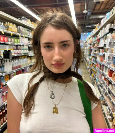 Camille Roth OnlyFans Thumbnail #gMX21KFDJE