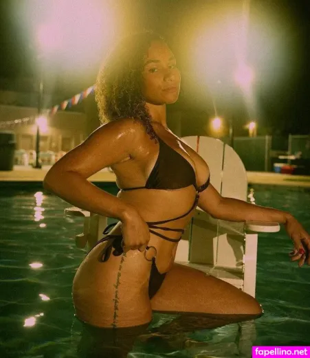 Camille Woodward OnlyFans Thumbnail #aAq9fJEWDX