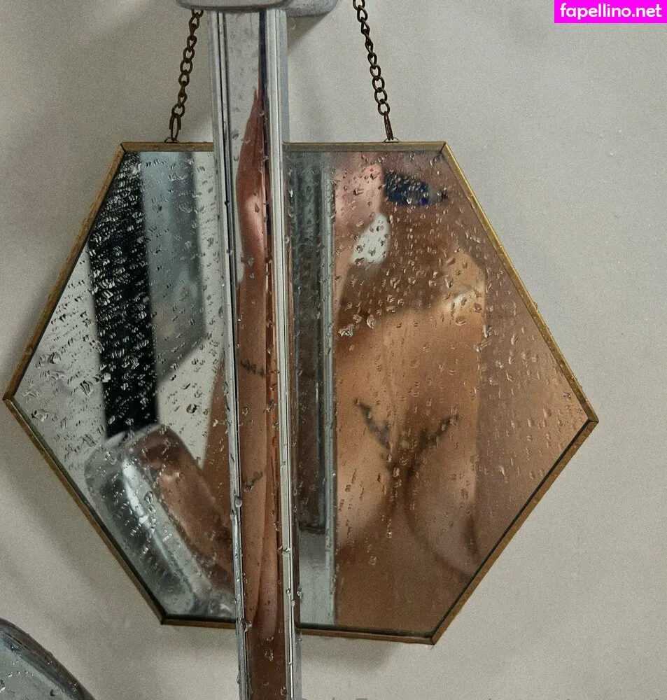 camillebrx__, camtix, secretement, secretement22 Nude Leaked OnlyFans Photo #3EtWivr85d