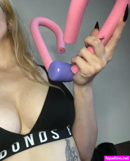Camilledeville OnlyFans Thumbnail #A8l6Lzvv1I