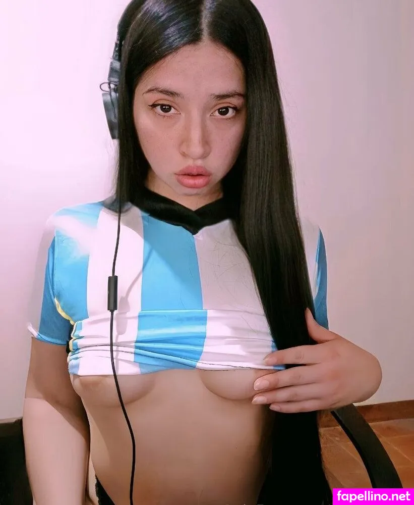 camipraga Nude Leaked OnlyFans Photo #cis4ulpZIp