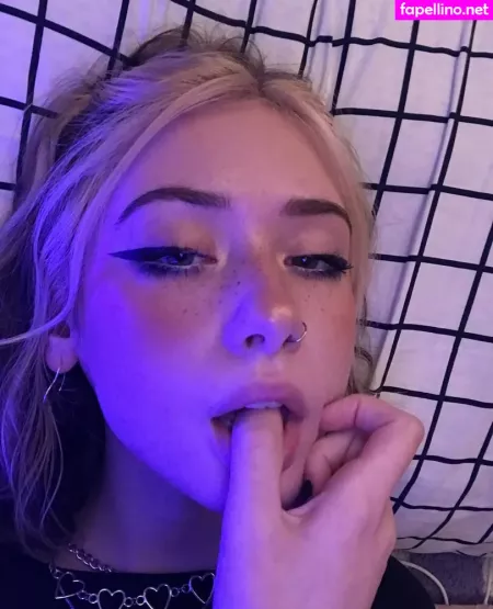 Cammie OnlyFans Thumbnail #CHrvVPHsPd