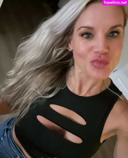 Cammoriefree OnlyFans Thumbnail #Y8sVeIMjEv