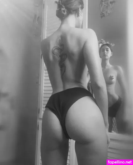 Camomilleee OnlyFans Thumbnail #LzJZEjuVtD