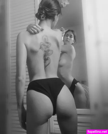 Camomilleee OnlyFans Thumbnail #Q7F1FFVqNY