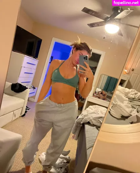 Camryynrussell OnlyFans Thumbnail #GmGkDzV2zg