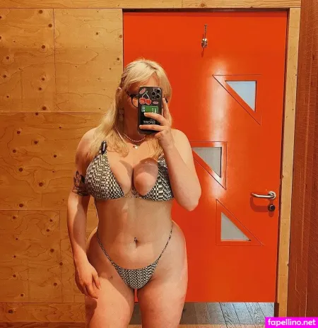 Camsreb OnlyFans Thumbnail #glB2EGPnHA