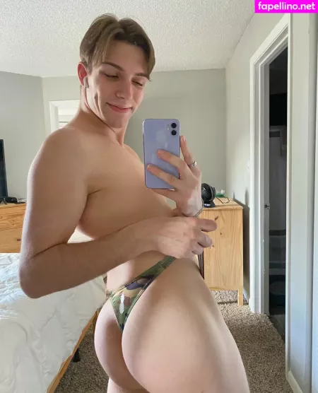 Camtoosaucy OnlyFans Thumbnail #LHr7KLUZ8Q