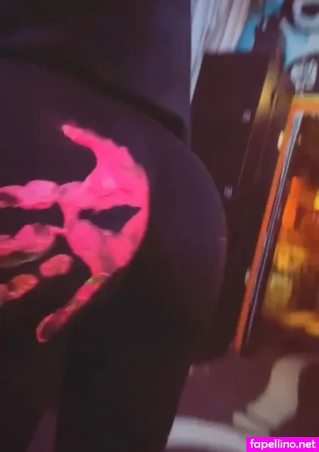 Camy Evangeline OnlyFans Thumbnail #WCEtzOe7aI