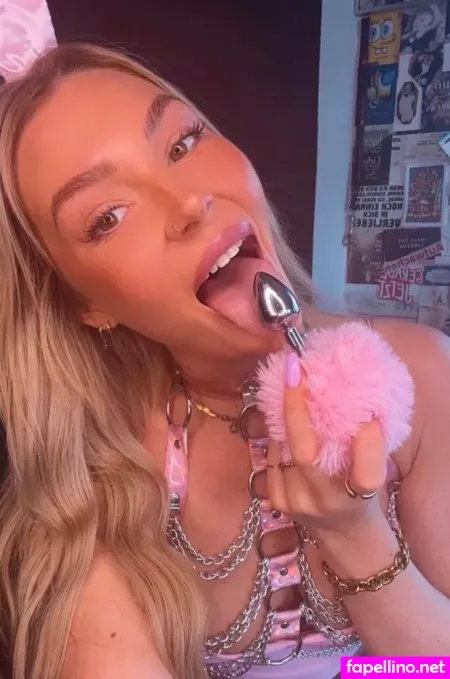 Camy Evangeline OnlyFans Thumbnail #w8dAG4XkKi