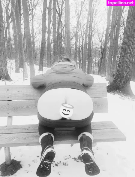 Canadiannaughtyneighbour OnlyFans Thumbnail #Hy2WWJI1Rj