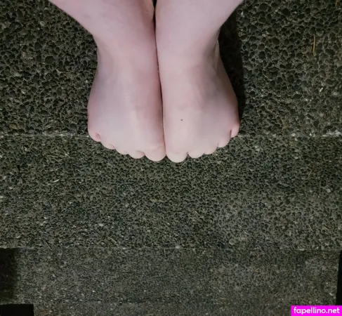 Candace Feet OnlyFans Thumbnail #V4XasBymua