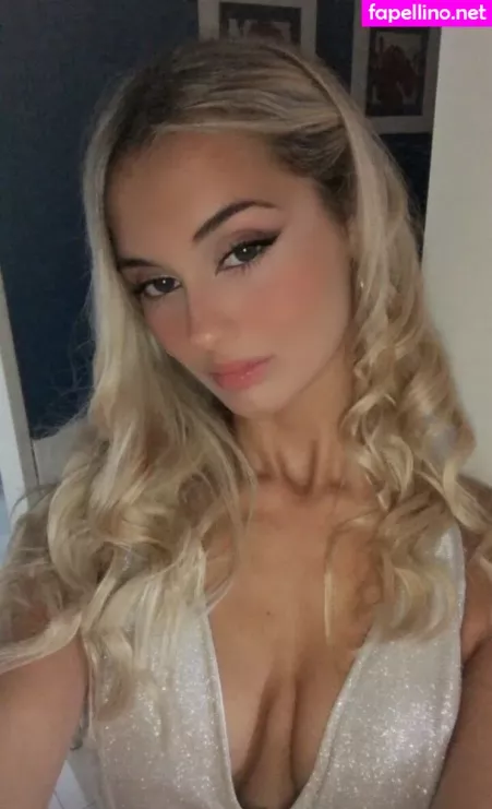 Cande Simoneit OnlyFans Thumbnail #EumYD2Ch26