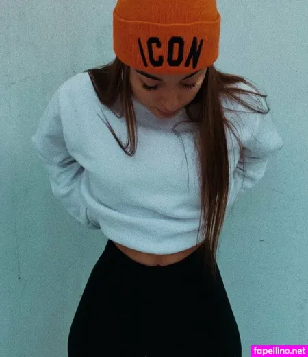 Candenegrioficial OnlyFans Thumbnail #u374pyMZUq