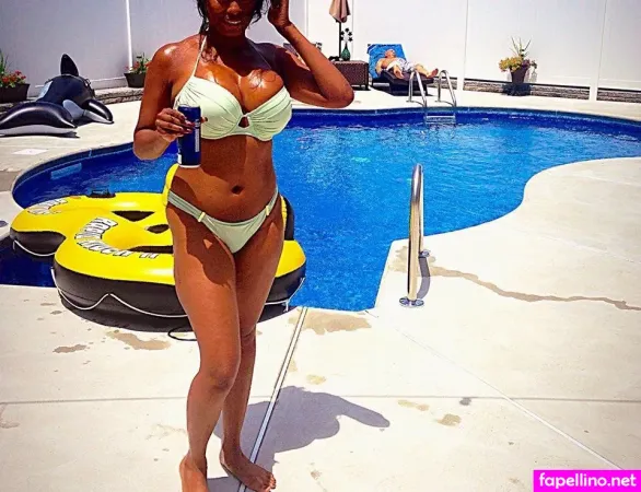 Candice Chloe OnlyFans Thumbnail #3TyzETaNJ6