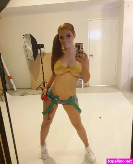 Candice Elizabeth 4 OnlyFans Thumbnail #QWV5SndWcu