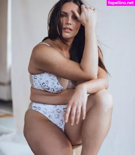 Candice Huffine OnlyFans Thumbnail #dOVp8i79Gx