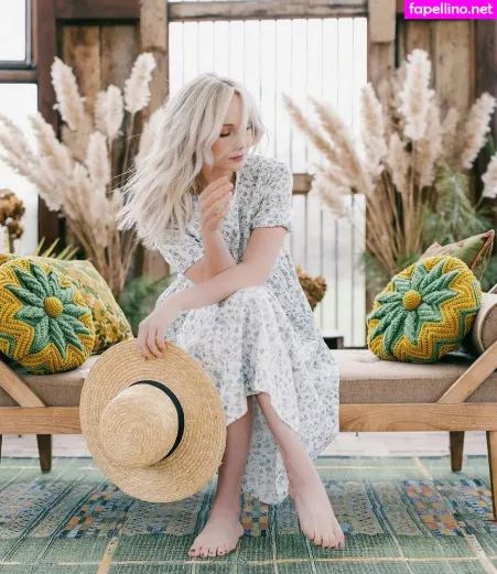 Candice King OnlyFans Thumbnail #YrwI6WC5IJ