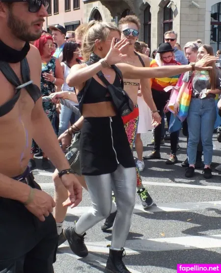 Candids OnlyFans Thumbnail #0Sp4t9Ar3J