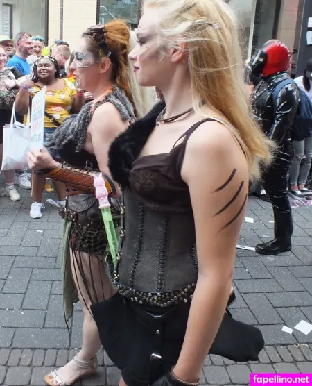 Candids OnlyFans Thumbnail #5L4HjObqin