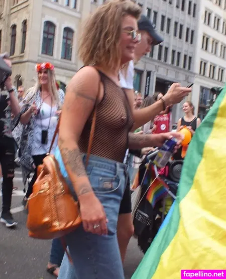 Candids OnlyFans Thumbnail #S8WfzVREuK