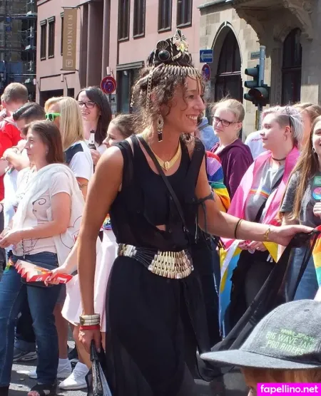 Candids OnlyFans Thumbnail #kpc38HFEmw