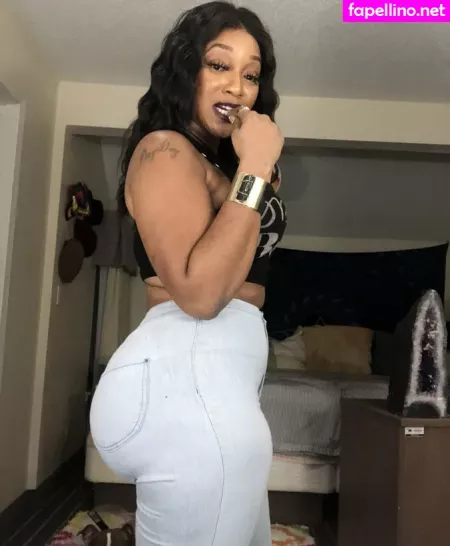 Candie Foxx OnlyFans Thumbnail #KBnblimsZr