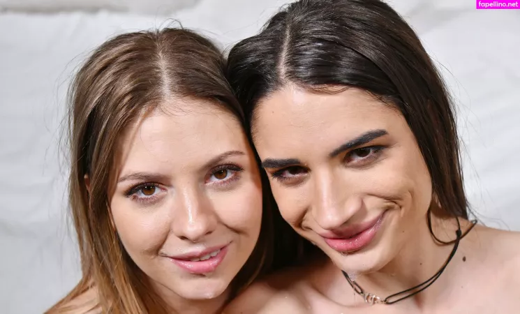 Candie Luciani OnlyFans Thumbnail #2OxxXdN11E