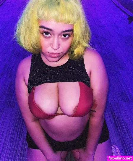 Candiely OnlyFans Thumbnail #QpzOaOBhDp