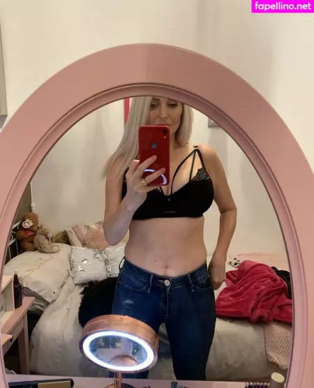 Candy C OnlyFans Thumbnail #IvCBkrl9pR