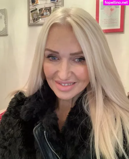 Candy C OnlyFans Thumbnail #i6sMfBsYCJ