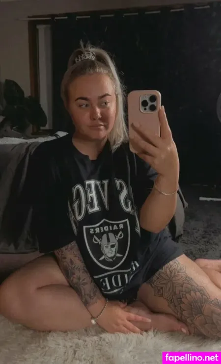Candy Chute69 OnlyFans Thumbnail #uNcV5r6lrl