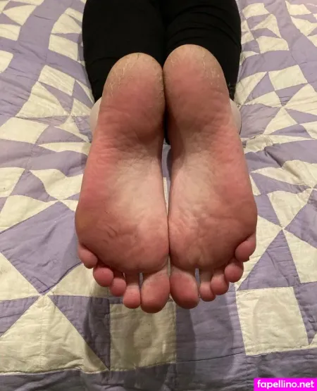 Candytoes OnlyFans Thumbnail #1SjPnmkEBD