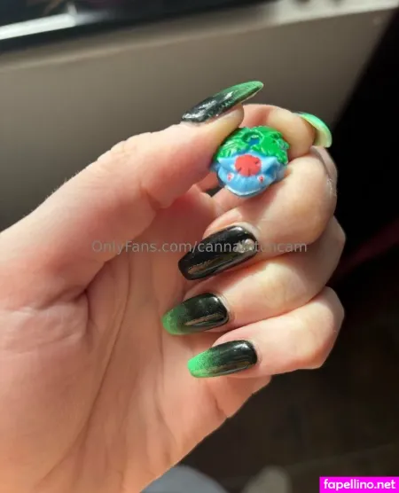 Cannabitchcam OnlyFans Thumbnail #YQhBNZVNsS